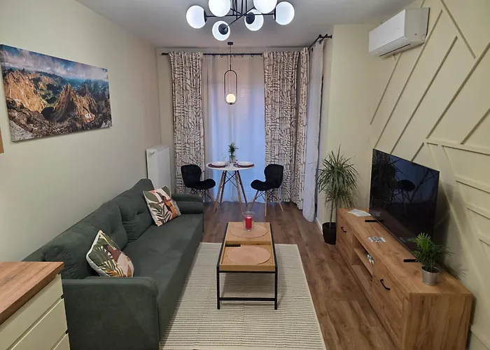 New 1-Bdrm Apt in Beautiful Kraków